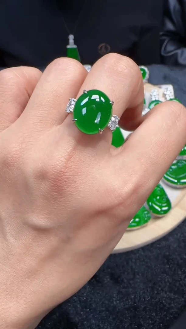 未镶嵌定制翡翠翡翠戒指75