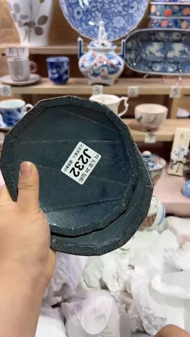瓷片         J232