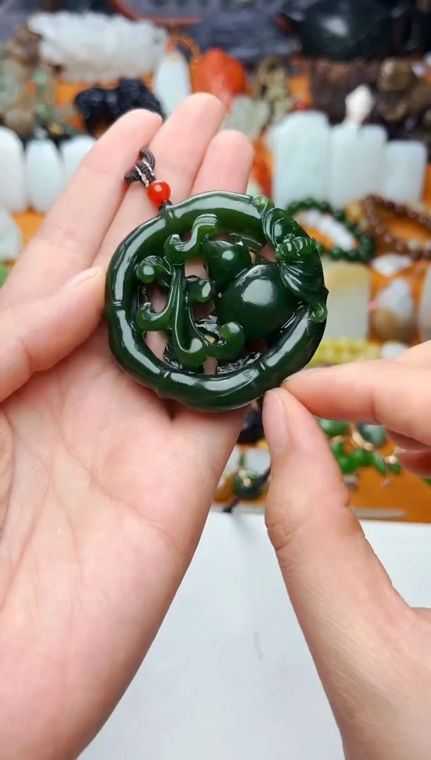 【闪购商品】和田玉颈饰未镶嵌葫芦