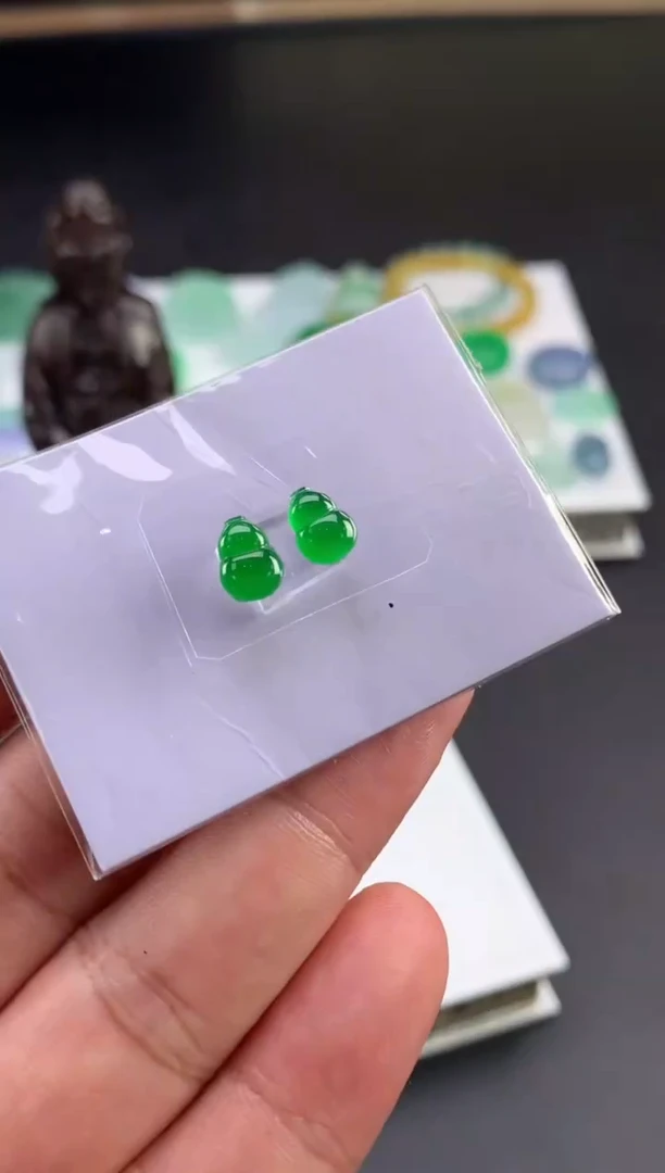 未镶嵌定制翡翠D****n翡翠