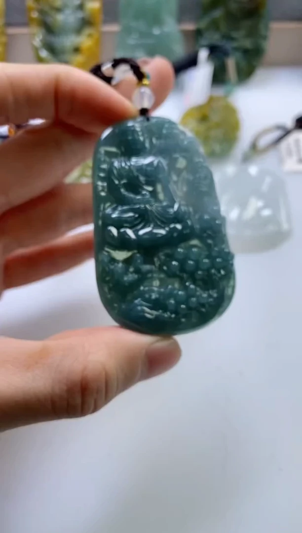 【闪购商品】翡翠挂件未镶嵌