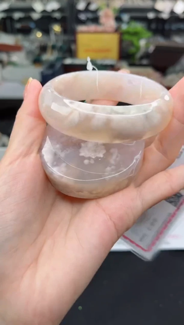 【闪购商品】石英质玉手镯未镶嵌60圈口（赠品镯心）1571709