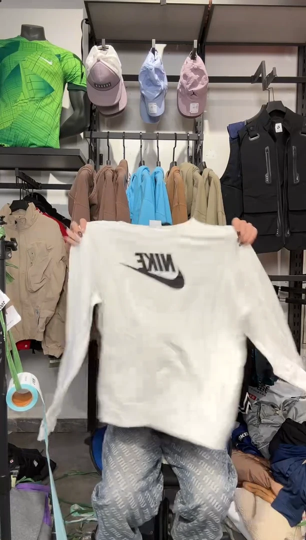 1451 编码 瑕疵款直播间过款为准 尺码   身高  XL