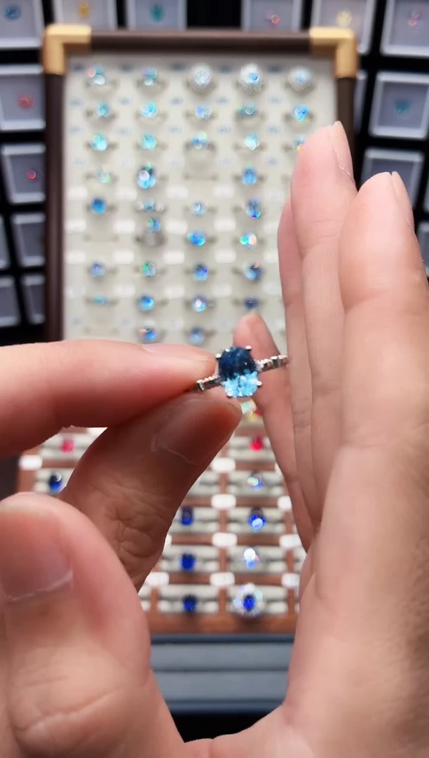 银S925镶嵌戒指海蓝宝石1888