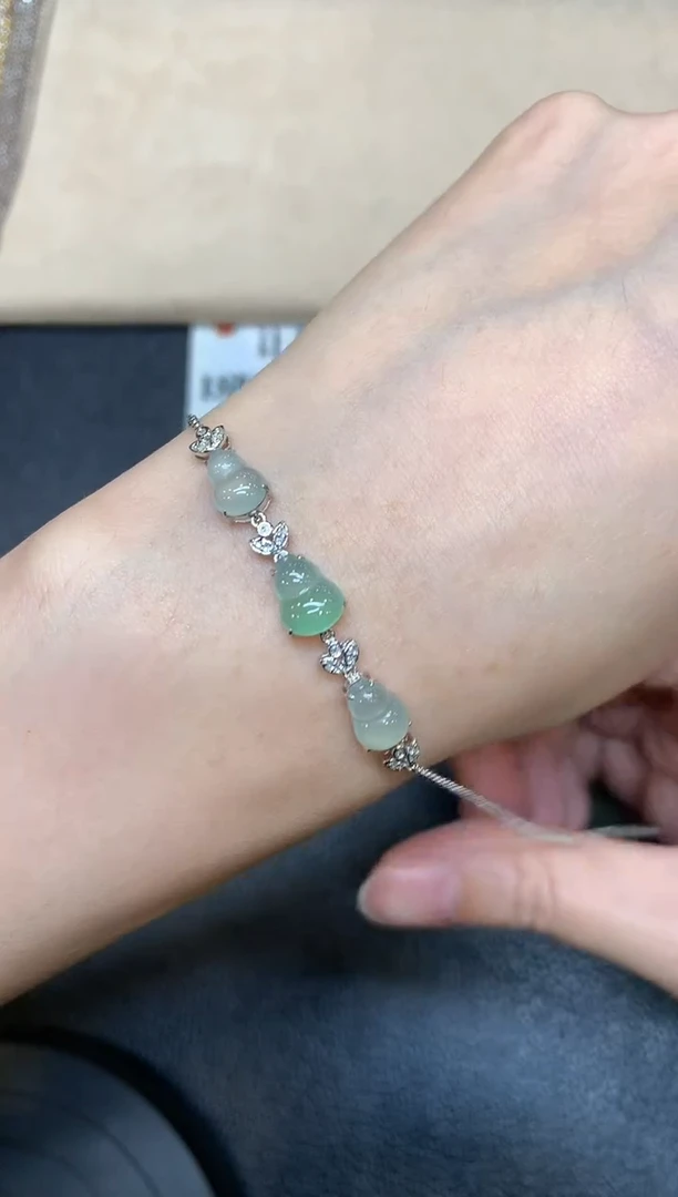 【闪购商品】翡翠手链18K金镶嵌【无鉴赏期多样性发其一