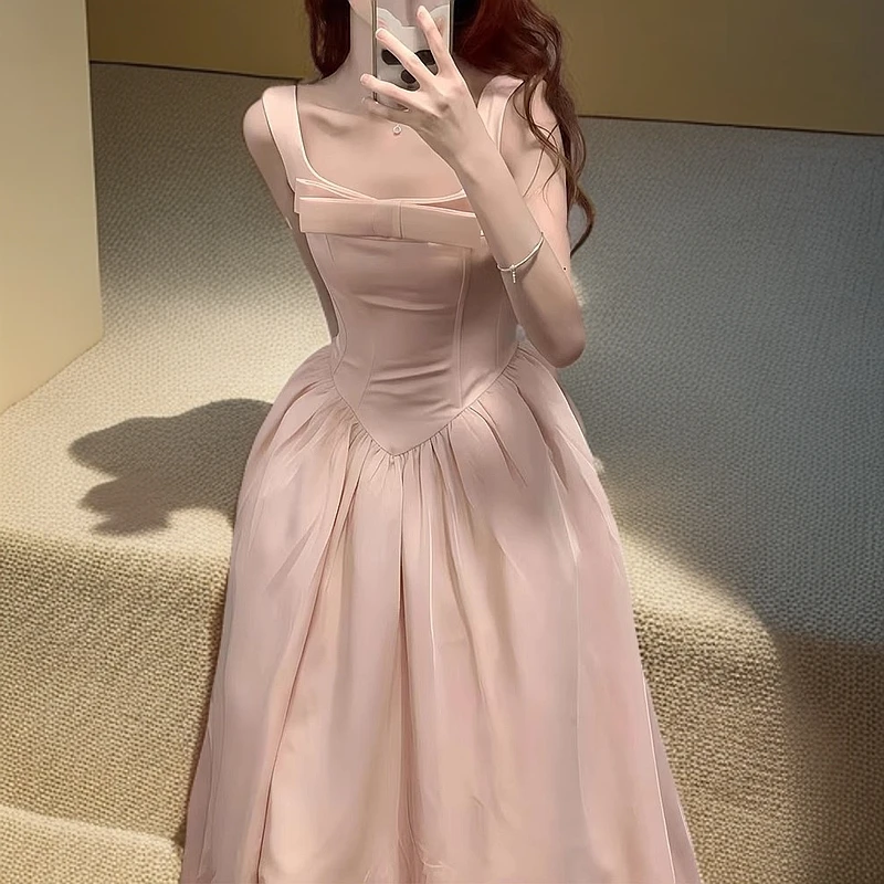 法式小众高级粉色连衣裙女2025开春气质穿搭多巴胺绝美小裙子长裙