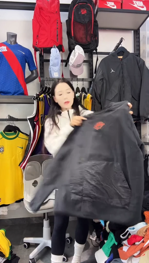 571  ·编码 瑕疵款直播间过款为准 尺码·180