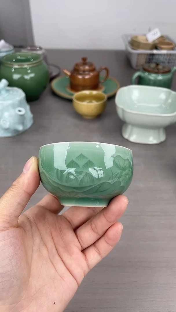 青瓷原场地仓储福利放漏