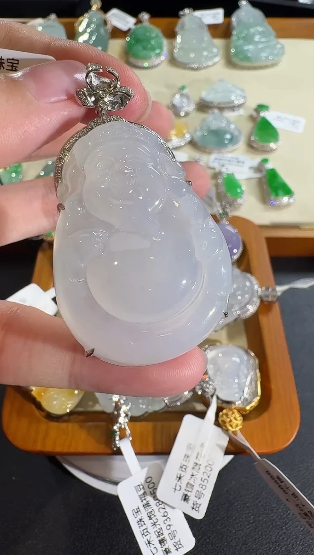 【闪购商品】翡翠吊坠(不含链)18K金镶嵌【源头工厂】钻石镶嵌