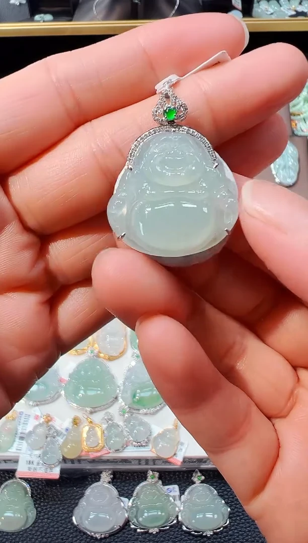 【闪购商品】翡翠吊坠(不含链)18K金镶嵌佛公吊坠68A