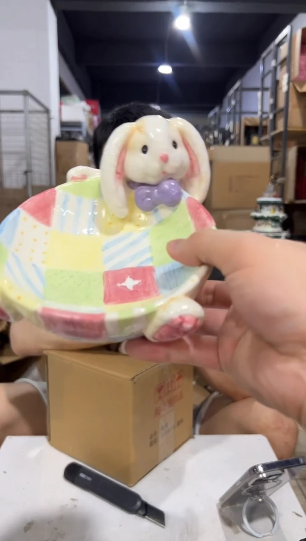 瓷片绿色原盒兔子糖果碗