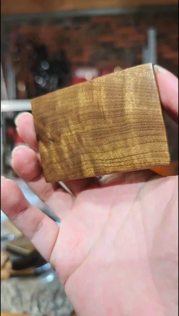 金丝楠无事牌手把件