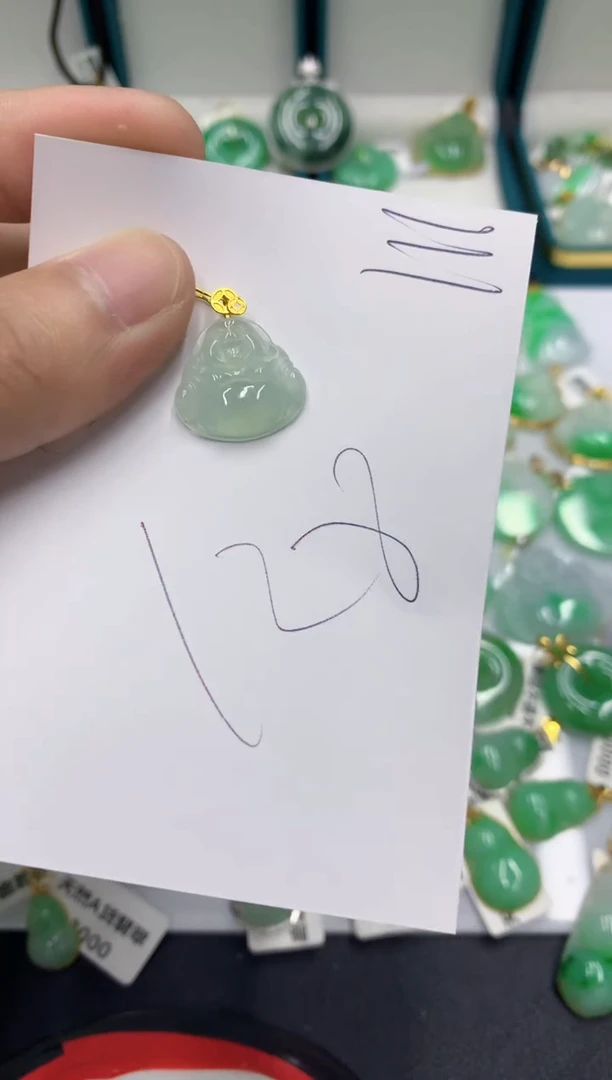 【闪购商品】翡翠颈饰18K金镶嵌翡翠