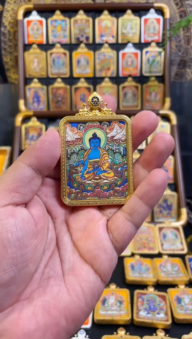 吊坠手绘唐卡《药师》