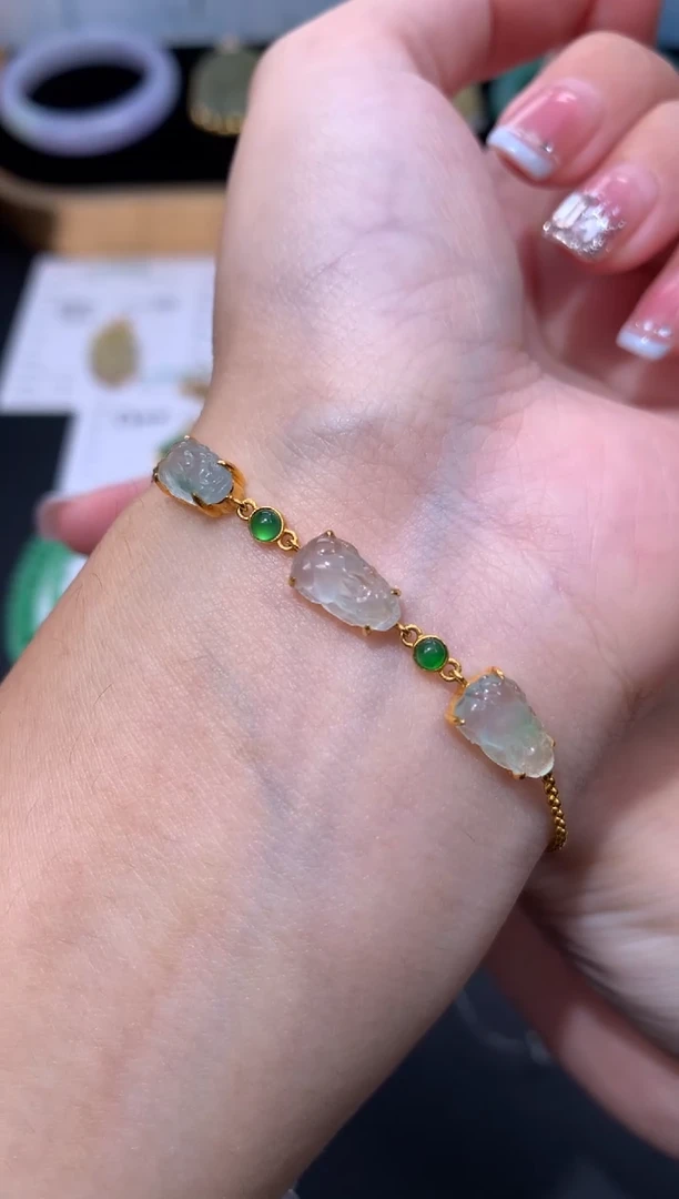 18K金镶嵌定制翡翠48小时鉴赏期 退货不扣服务费