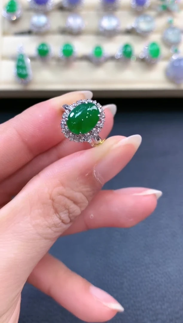 【闪购商品】翡翠戒指18K金镶嵌b133