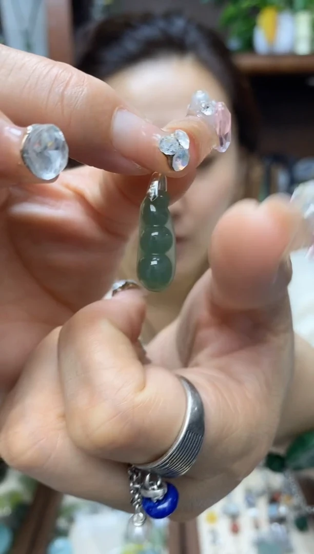 未镶嵌岫玉颈饰多样性发货其中发一