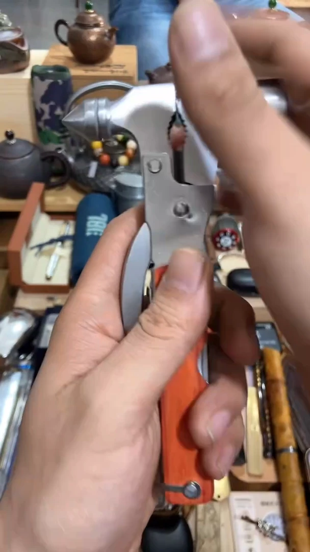 瓷片闪购商品 如图所示