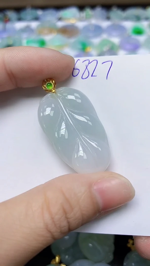 翡翠未镶嵌颈饰 天然缅甸翡翠A货
