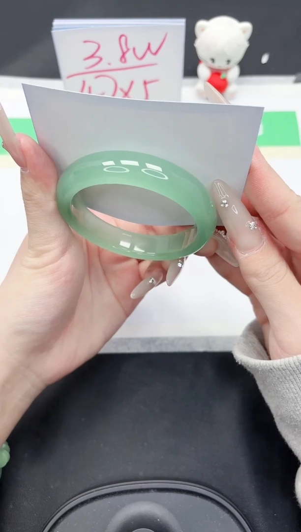 【闪购商品】石英质玉手镯未镶嵌161-59.2