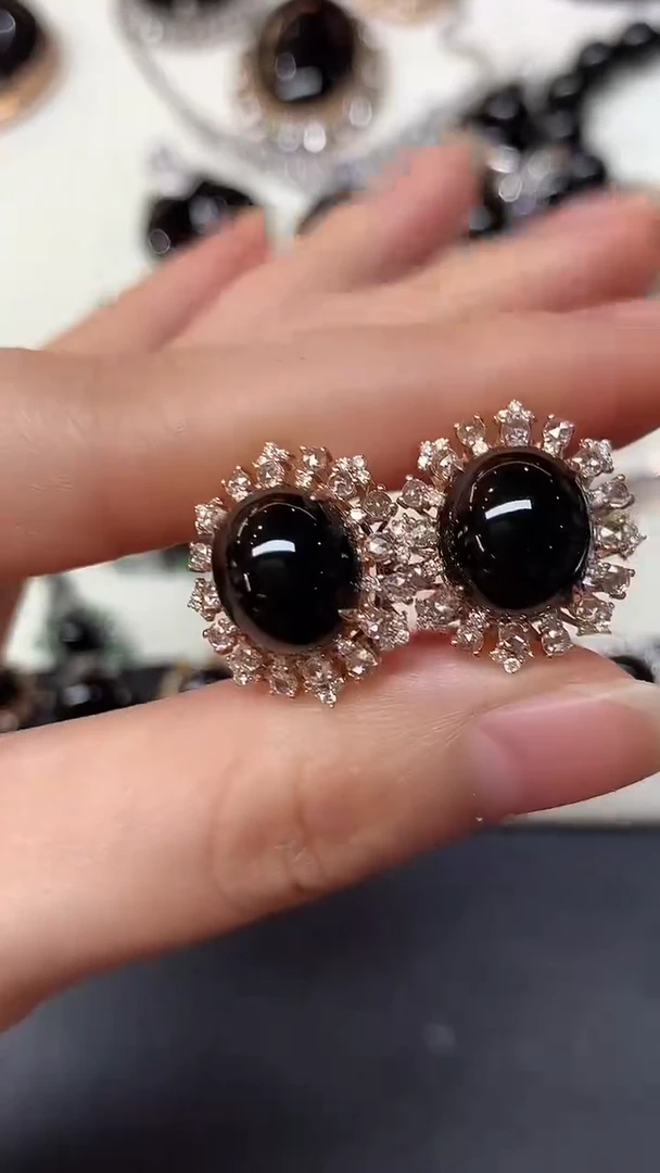 18K金镶嵌翡翠耳饰D344|18800