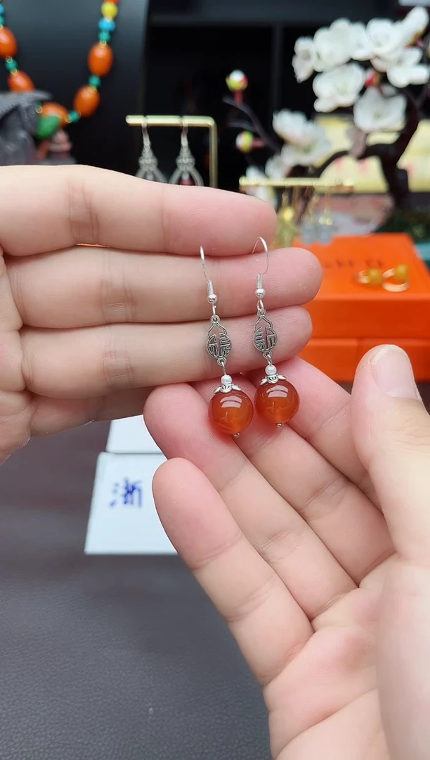 玛瑙/玉髓耳饰银S925镶嵌230000