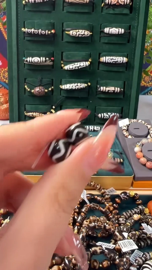 玛瑙/玉髓颈饰未镶嵌61.（微瑕）