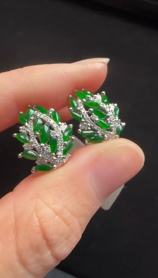 【闪购商品】翡翠耳环18K金镶嵌445麦穗一对