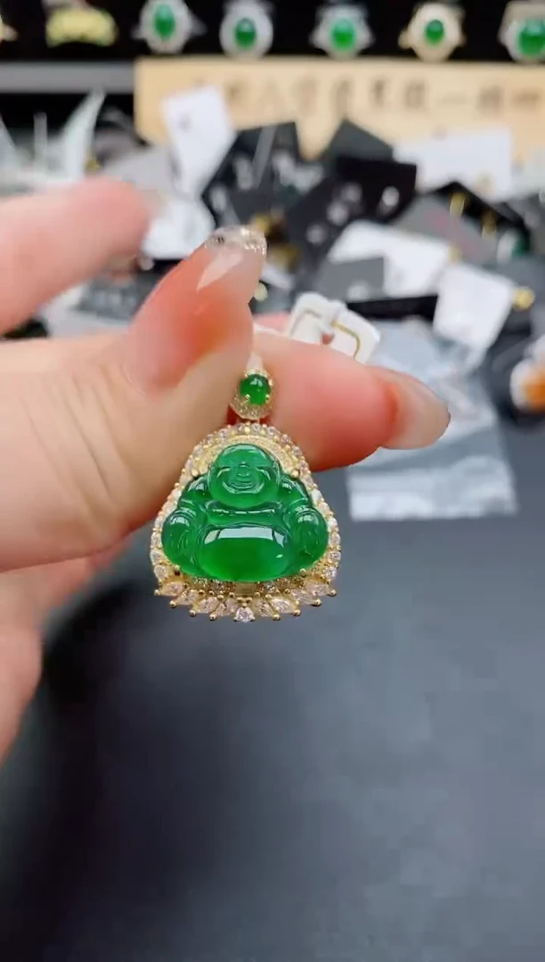 吊坠(赠链)银S925镶嵌翡翠850