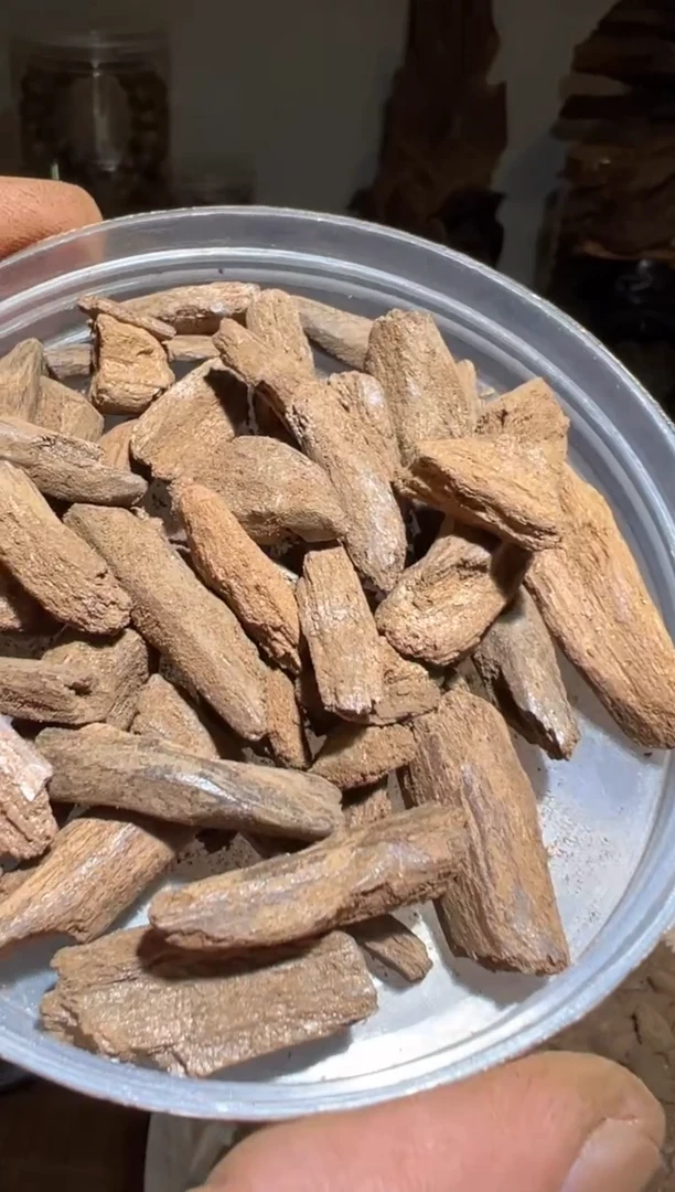 【闪购商品】沉香沉香碎屑马拉10克