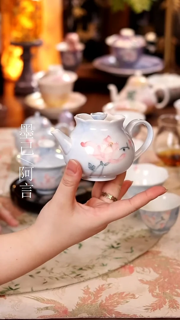 有田烧-雾漫玉兰-念露壶