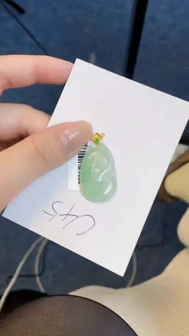 【闪购商品】翡翠颈饰18K金镶嵌00000000