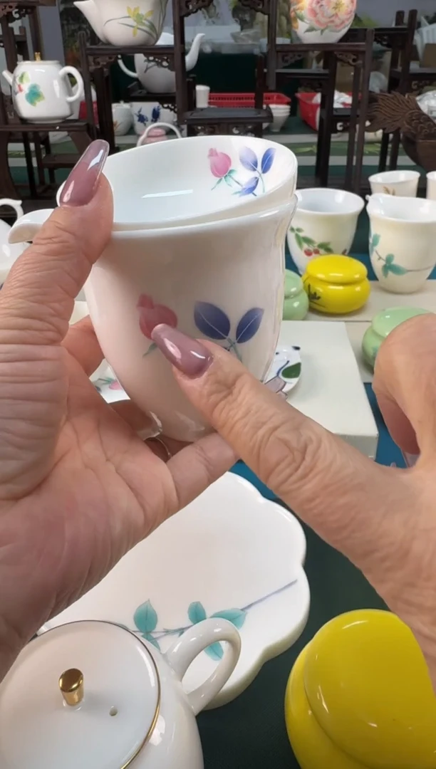 【闪购商品】瓷器 ······.......