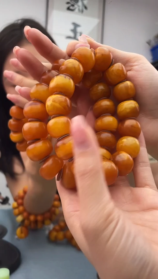 未镶嵌蜜蜡珠宝奇石假一罚十，微瑕多样性发一件5659.