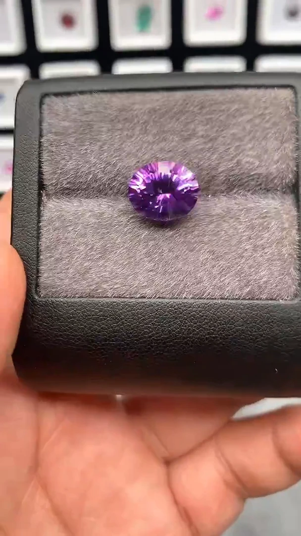 未镶嵌珠宝半成品紫晶4.7克拉