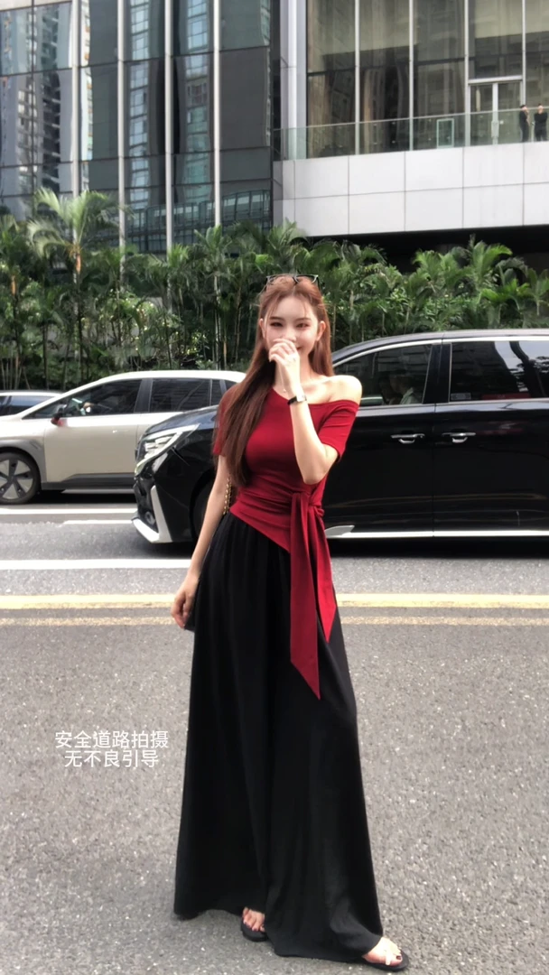 2025夏季新款时尚打底短袖上衣气质显瘦洋气休闲百搭性感辣妹上衣