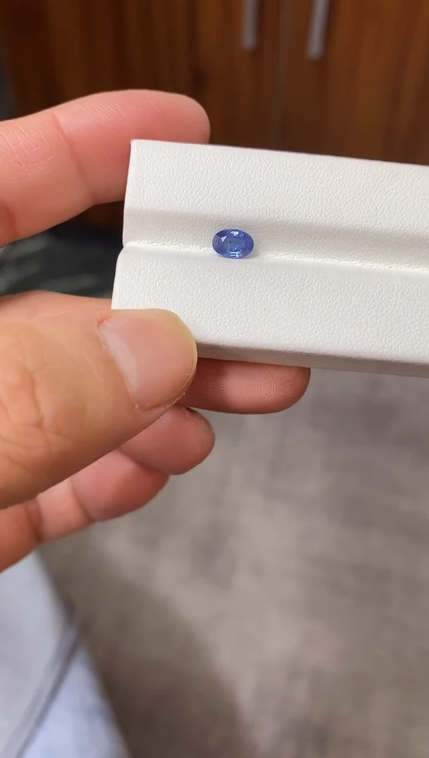 裸石蓝宝石0.66ct蓝宝石