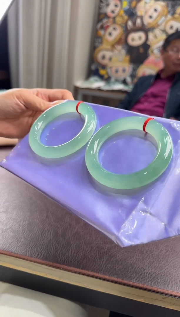 未镶嵌手镯翡翠合集欣赏