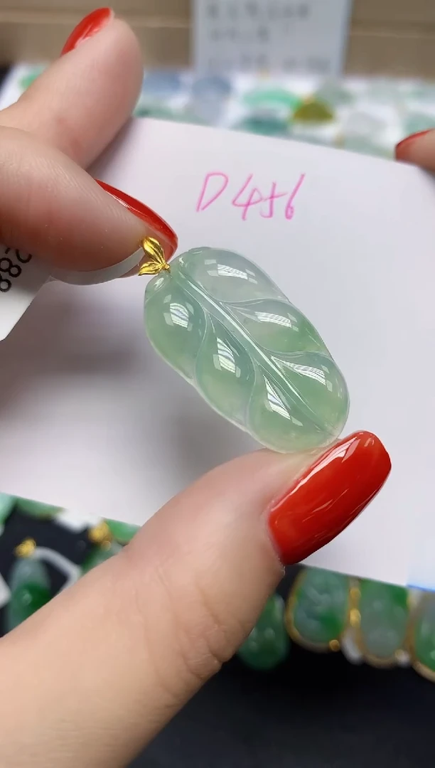 颈饰18K金镶嵌翡翠天然缅甸翡翠A货翡翠百元以上9元证书费自理