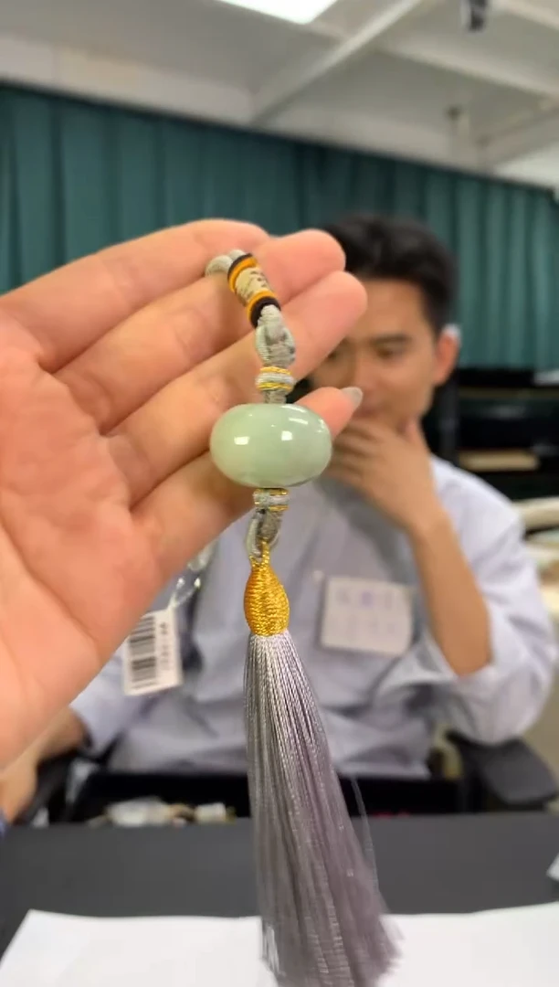 吊坠(不含链)未镶嵌翡翠灯笼珠