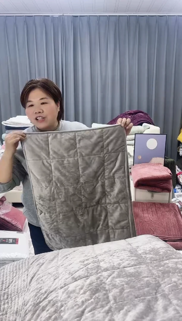 棉灰色希腊绒三件套2.4