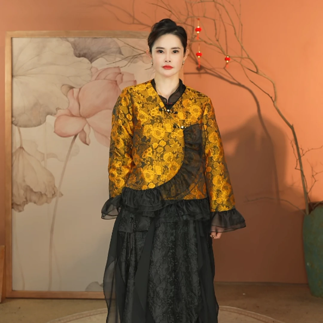 宝【大海轻奢新中式】BF82849秋冬加厚提花刺绣金咖短款木耳边外套