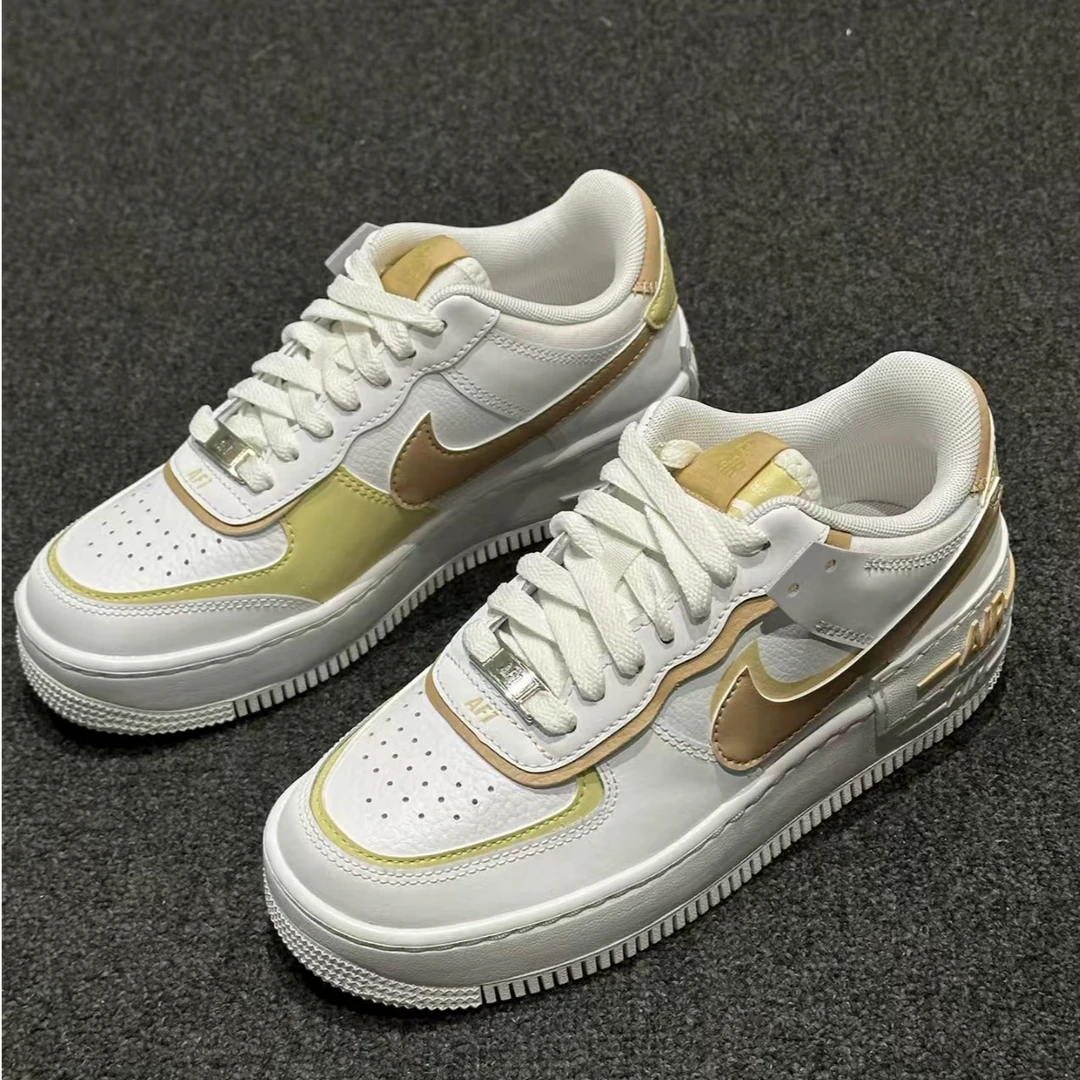 Nike耐克 AIR FORCE 1女款低帮白金空军一号运动休闲板鞋官方正品