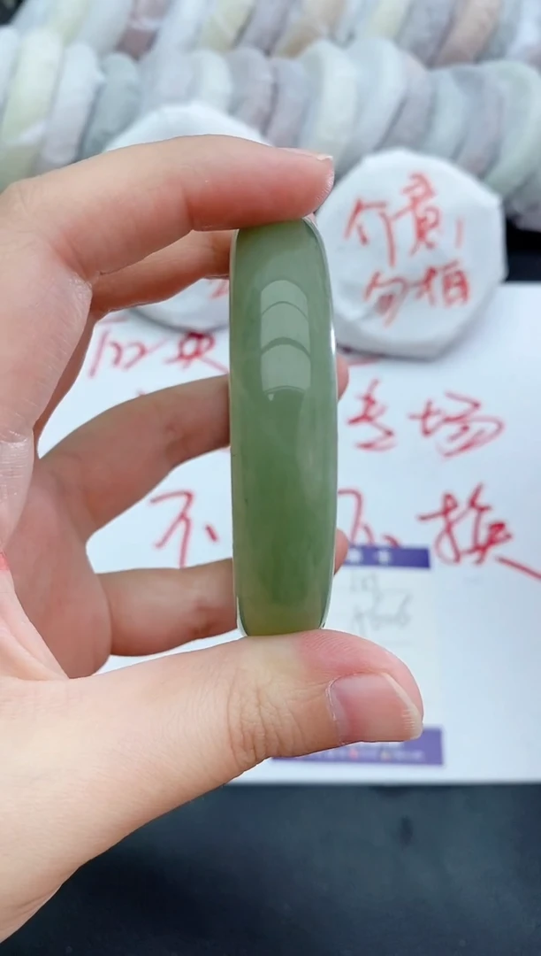未镶嵌手镯石英质玉夏*瑕疵189+55/56