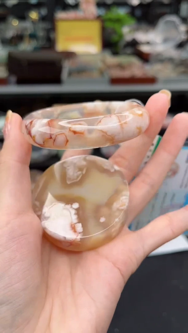 【闪购商品】石英质玉手镯未镶嵌53圈口（赠品镯心）3537033