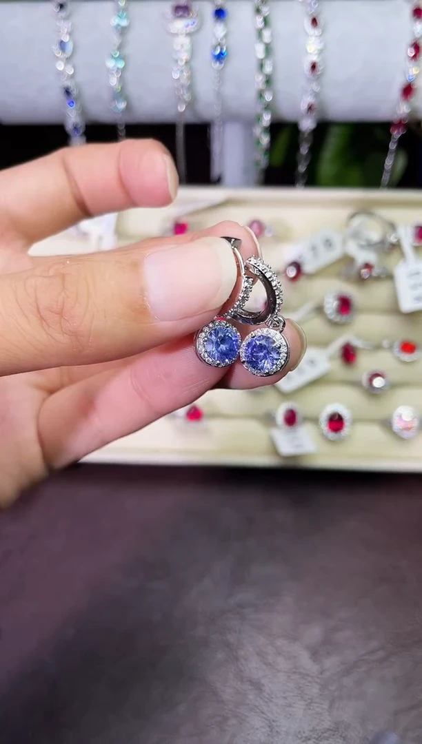 合金合成钻石蓝宝耳扣