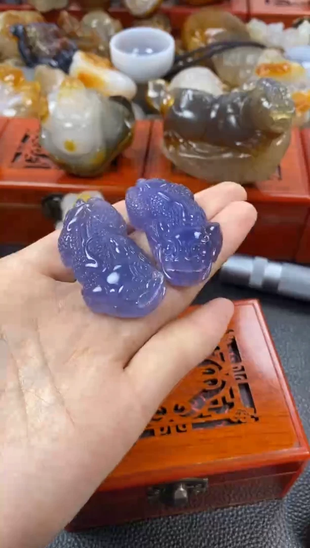 【闪购商品】玛瑙/玉髓挂件未镶嵌1