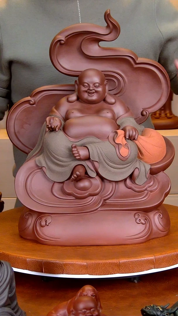 紫砂茶宠从****过弥勒