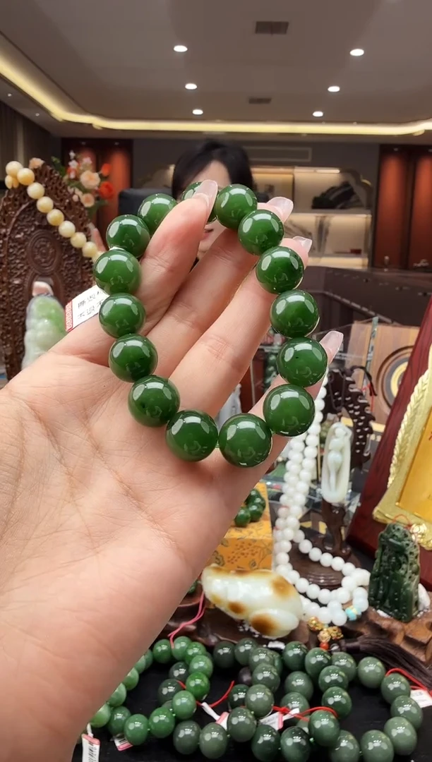 颈饰未镶嵌和田玉by14