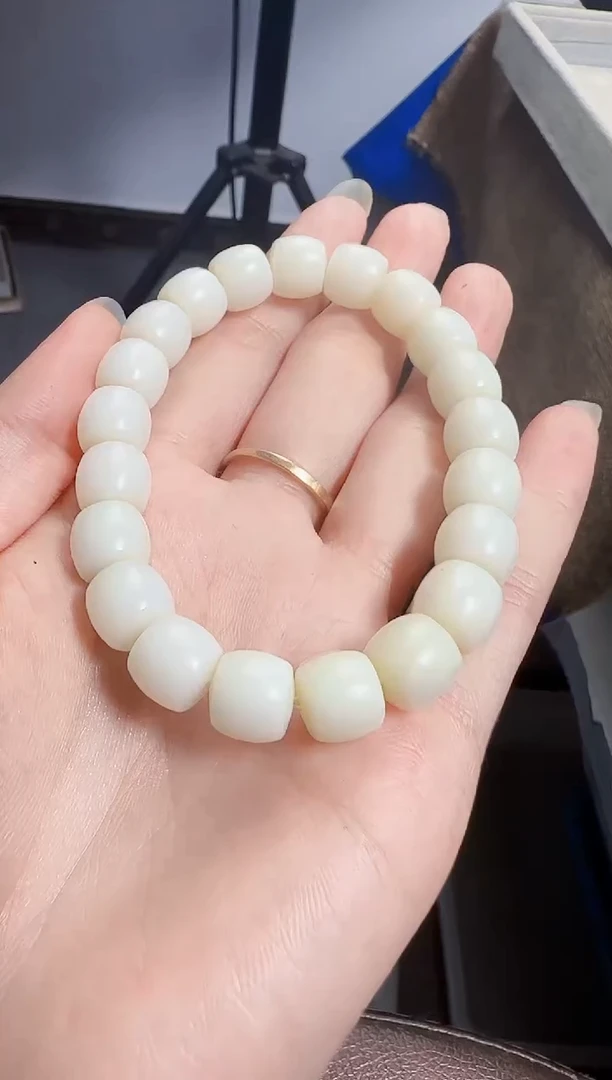 和田玉未镶嵌颈饰拍一发一多样性发货